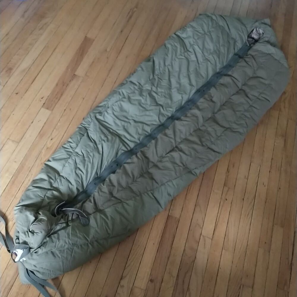 Vtg US Army M-1949 Mountain Arctic Sleeping Bag Large Military Down Green*READ